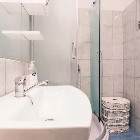 Ivan Domazet Apartman Omis