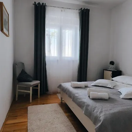 Ivan Domazet Apartman